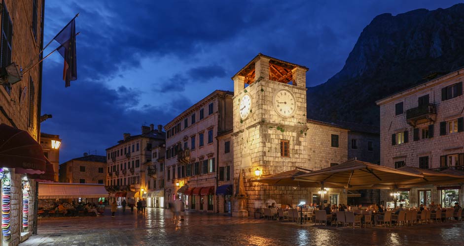 Square of the Arms, Kotor