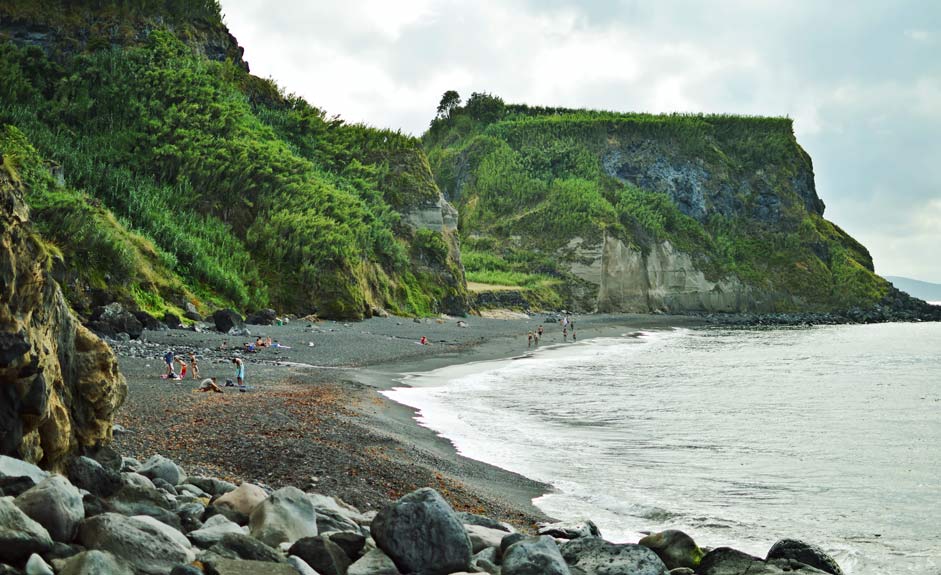 Praia da Viola, Azorit