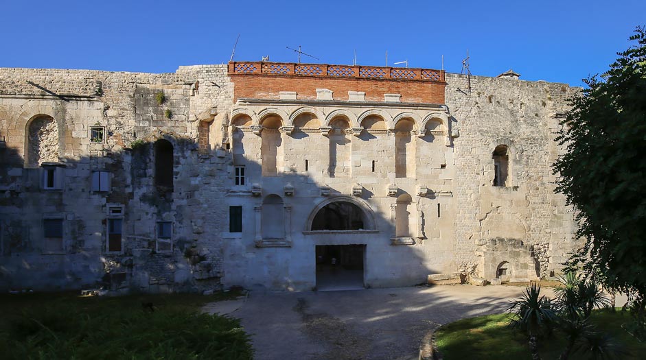 Kultainen portti, Split Kroatia
